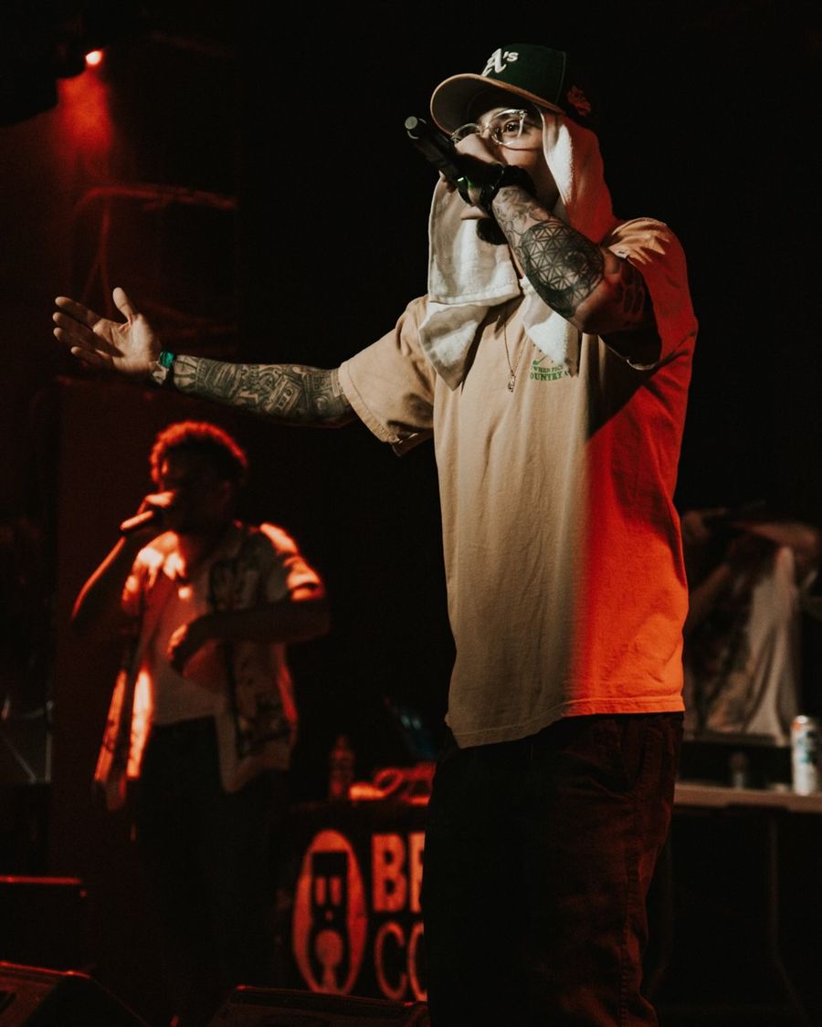 Marley B. performing at Hoppa n Friends
